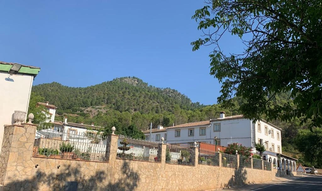 Hotel Mirasierra en Coto Ríos